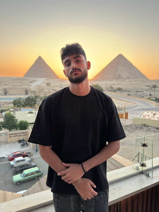 Black vertex t-shirt